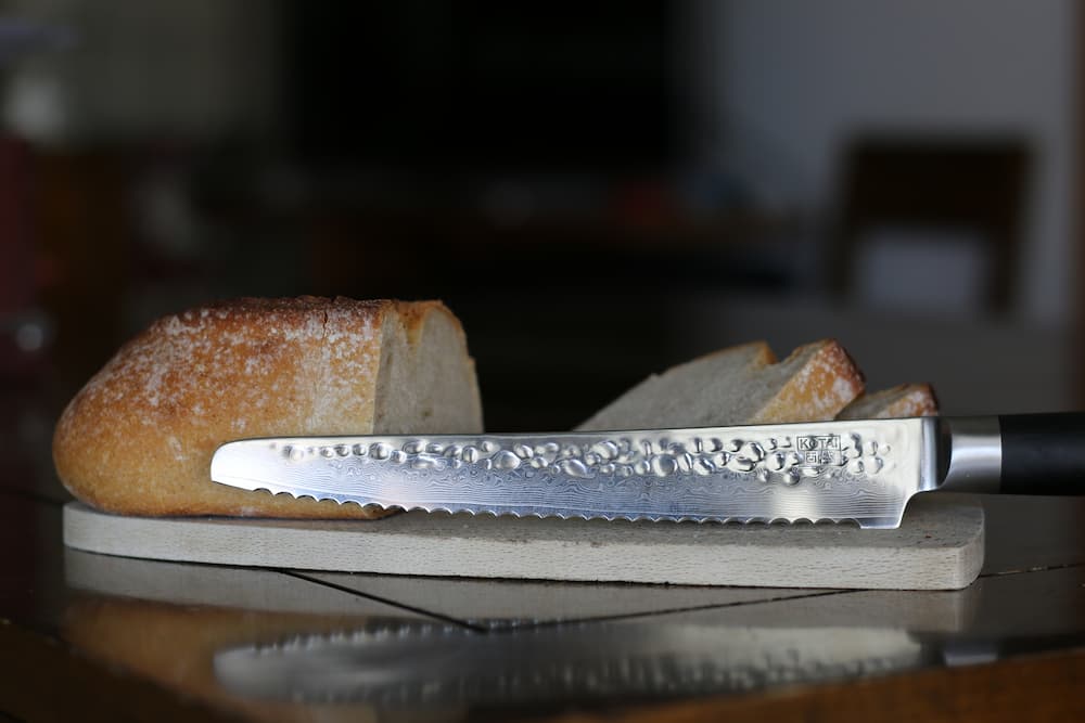 Couteau à pain Pakka Damas Kotai Réunion